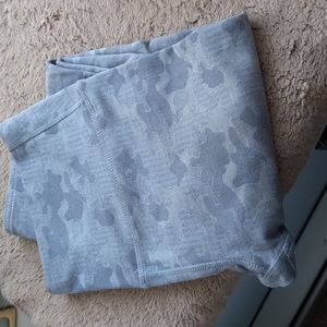 Gray Camo leggings xs
